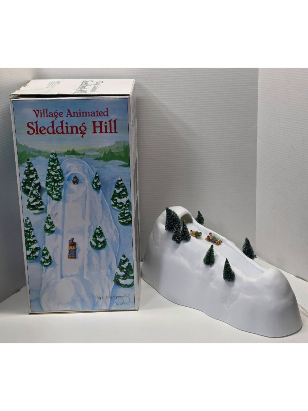 Dept 56 Village Animated Sledding Hill Working 7 Trees Box Sledders READ